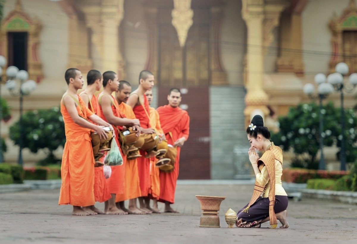 người nữ biết tu tập